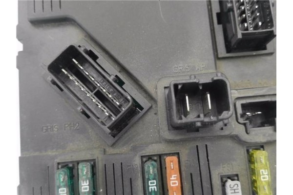Recambio de bsi para citroen c2 1.4 hdi referencia OEM IAM 9653667380 S118085200L 
