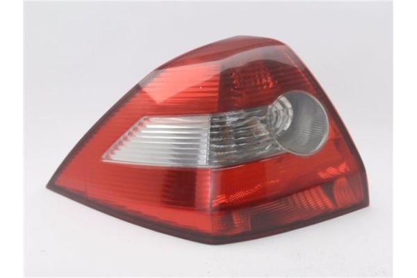 Recambio de piloto trasero izquierdo para renault megane ii sedán (lm0/1_) 1.5 dci referencia OEM IAM 8200142682  