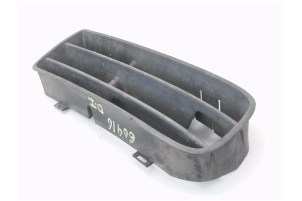 Recambio de rejilla paragolpes delantero izquierda para volkswagen golf iv berlina (1j1) 1.6 referencia OEM IAM 1J0853665B  