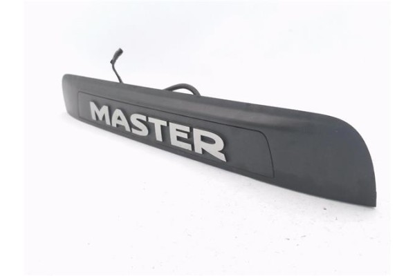 Recambio de moldura porton trasero para renault master iii combi 2.3 l1h1 3,0t referencia OEM IAM 265120001R  