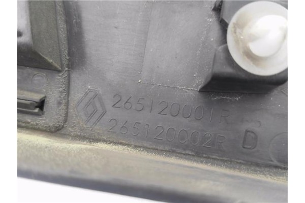 Recambio de moldura porton trasero para renault master iii combi 2.3 l1h1 3,0t referencia OEM IAM 265120001R  