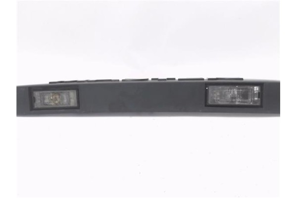 Recambio de moldura porton trasero para renault master iii combi 2.3 l1h1 3,0t referencia OEM IAM 265120001R  