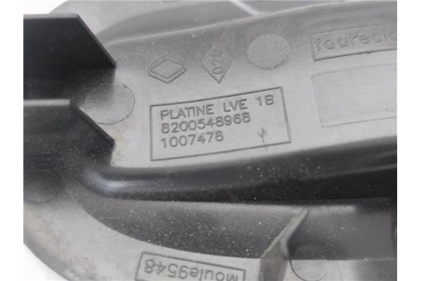 Recambio de mando elevalunas delantero derecho para renault master iii combi 2.3 l1h1 3,0t referencia OEM IAM 8200548968  