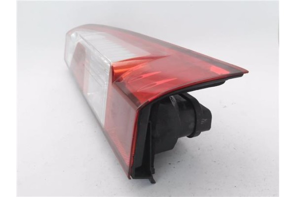 Recambio de piloto trasero derecho para renault master iii combi 2.3 l1h1 3,0t referencia OEM IAM 084421970R 17148500 