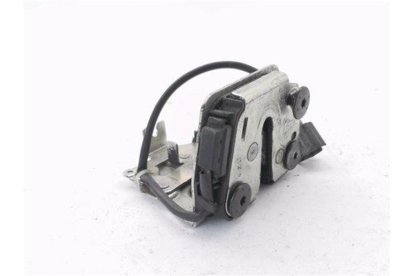 Recambio de cierre electromagnetico trasero derecho para renault master iii combi 2.3 l1h1 3,0t referencia OEM IAM I120009  