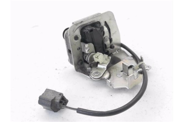Recambio de cierre electromagnetico trasero derecho para renault master iii combi 2.3 l1h1 3,0t referencia OEM IAM I120009  