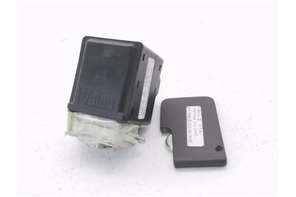Recambio de modulo electronico para renault scenic ii (jm) 1.9 dynamique referencia OEM IAM 8200033233  