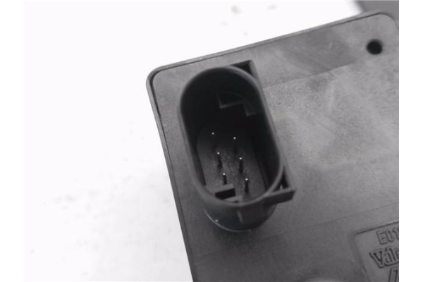 Recambio de modulo electronico para renault scenic ii (jm) 1.9 dynamique referencia OEM IAM 8200033233  