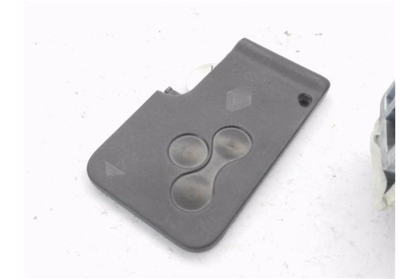 Recambio de modulo electronico para renault scenic ii (jm) 1.9 dynamique referencia OEM IAM 8200033233  