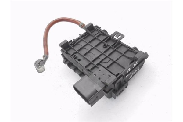 Recambio de caja fusibles/rele para volkswagen golf iv berlina (1j1) 1.9 advance referencia OEM IAM 1J0937550  