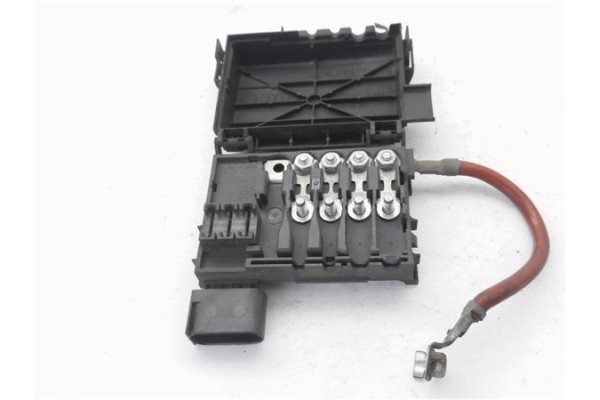 Recambio de caja fusibles/rele para volkswagen golf iv berlina (1j1) 1.9 advance referencia OEM IAM 1J0937550  