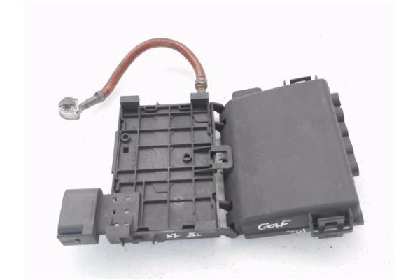 Recambio de caja fusibles/rele para volkswagen golf iv berlina (1j1) 1.9 advance referencia OEM IAM 1J0937550  