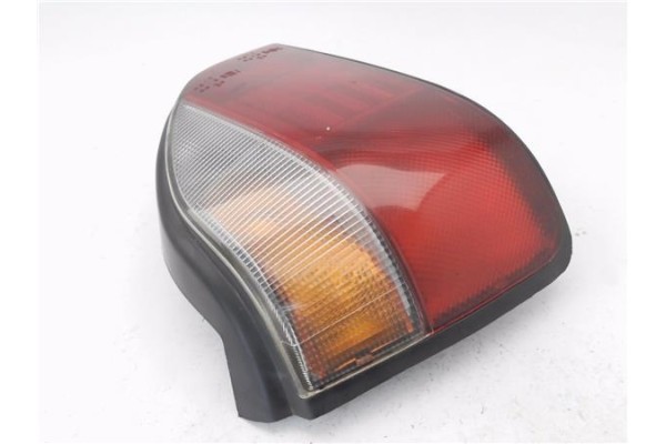 Recambio de piloto trasero izquierdo para nissan sunny berlina (n14) 1.4 lx referencia OEM IAM 3525E+16  