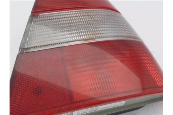 Recambio de piloto trasero derecho para volvo serie 960 berlina/familiar 2.5 24v berlina referencia OEM IAM 9126861 9126886 