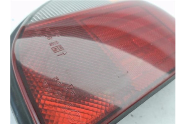 Recambio de piloto trasero derecho para nissan sunny berlina (n14) 1.4 lx referencia OEM IAM B655062C00  