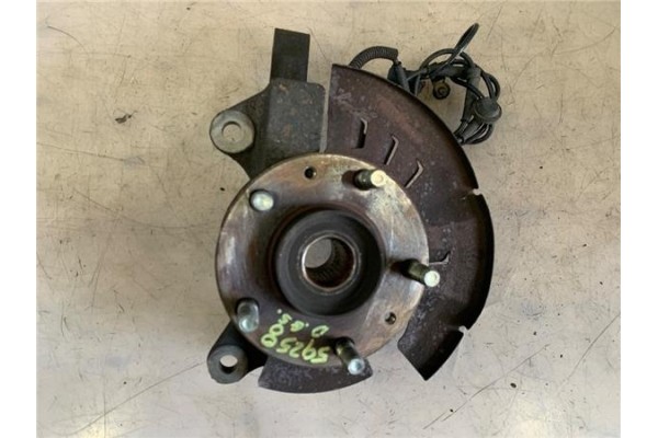 Recambio de mangueta delantero izquierda para kia carnival 2.9 td referencia OEM IAM   