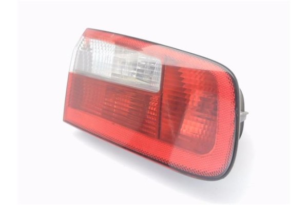 Recambio de piloto porton trasero izquierdo para renault laguna ii (xgo) 1.9d dci (120) referencia OEM IAM 8200002475 23460102 
