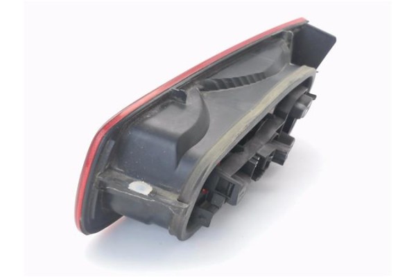 Recambio de piloto porton trasero izquierdo para renault laguna ii (xgo) 1.9d dci (120) referencia OEM IAM 8200002475 23460102 