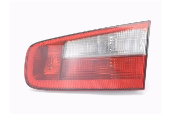 Recambio de piloto porton trasero derecho para renault laguna ii (xgo) 1.9d dci (120) referencia OEM IAM 8200002476 23460202 