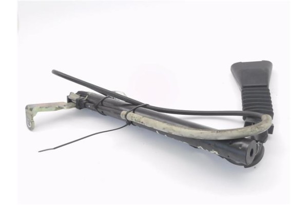 Recambio de anclaje cinturon delantero derecho para opel corsa b 1.7 d referencia OEM IAM 90387492  