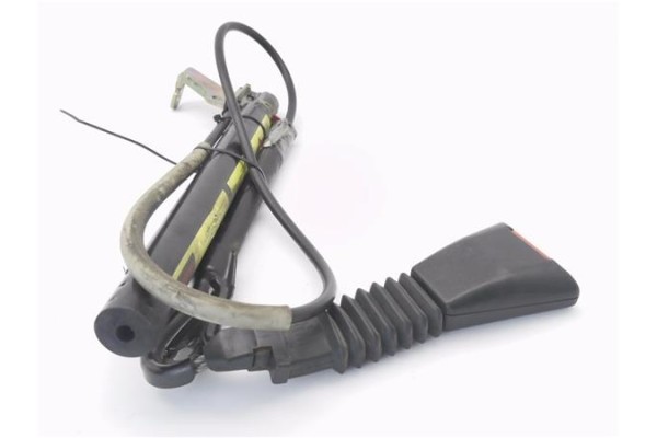 Recambio de anclaje cinturon delantero derecho para opel corsa b 1.7 d referencia OEM IAM 90387492  