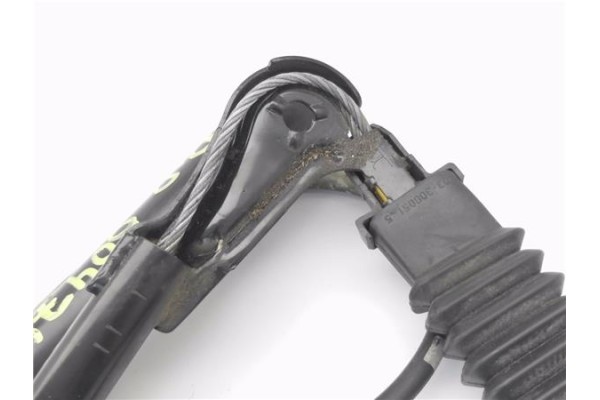 Recambio de anclaje cinturon delantero derecho para opel corsa b 1.7 d referencia OEM IAM 90387492  
