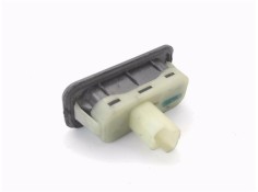 Recambio de pulsador porton para renault clio iii 1.5 dci (br17, cr17) referencia OEM IAM 8200385515  