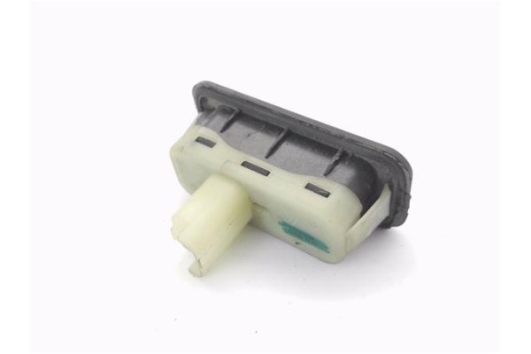 Recambio de pulsador porton para renault clio iii 1.5 dci (br17, cr17) referencia OEM IAM 8200385515  