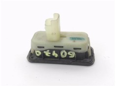 Recambio de pulsador porton para renault clio iii 1.5 dci (br17, cr17) referencia OEM IAM 8200385515  