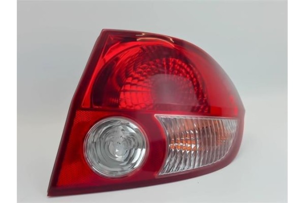 Recambio de piloto trasero derecho para hyundai getz (tb) 1.1 básico referencia OEM IAM 924021C010 2202626 924021C510 , HYUNDAI 