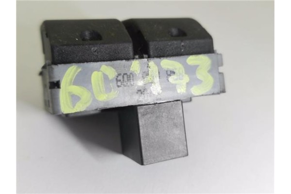 Recambio de mando elevalunas delantero izquierdo para volkswagen polo iv (9n1) 1.4 16v referencia OEM IAM 6Q0959858  