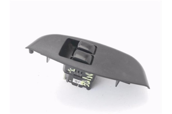 Recambio de mando elevalunas delantero izquierdo para chevrolet kalos 1.2 se referencia OEM IAM 621W04750  