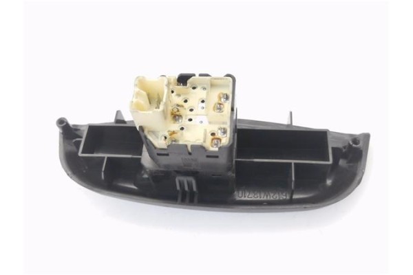 Recambio de mando elevalunas delantero izquierdo para chevrolet kalos 1.2 se referencia OEM IAM 621W04750  