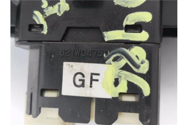 Recambio de mando elevalunas delantero izquierdo para chevrolet kalos 1.2 se referencia OEM IAM 621W04750  