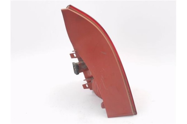 Recambio de piloto trasero derecho para renault clio ii (xbo) 1.5d dci 80cv referencia OEM IAM 8200071414  