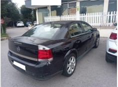 opel vectra c berlina del año 2004