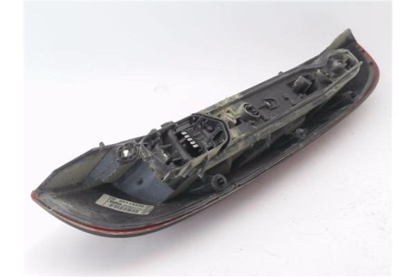 Recambio de piloto trasero izquierdo para opel corsa c 1.7 dti referencia OEM IAM 9114336 89302171 