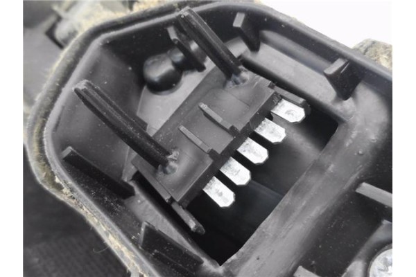 Recambio de piloto trasero derecho para opel corsa c 1.7 dti referencia OEM IAM 9114337 89302181 