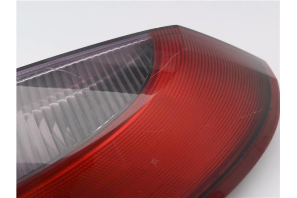 Recambio de piloto trasero derecho para opel corsa c 1.7 dti referencia OEM IAM 9114337 89302181 