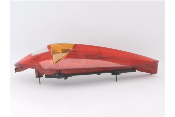 Recambio de piloto trasero derecho para fiat ii punto (188) berlina 1.2 16v 80 (188.233, .235, .253, .255, .333, .353, .639, .63