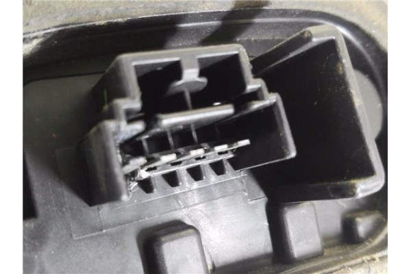 Recambio de piloto trasero derecho para fiat ii punto (188) berlina 1.2 16v 80 (188.233, .235, .253, .255, .333, .353, .639, .63