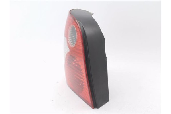 Recambio de piloto trasero izquierdo para volkswagen polo iv (9n1) 1.4 16v referencia OEM IAM 6Q6945095G 6Q6945111A 