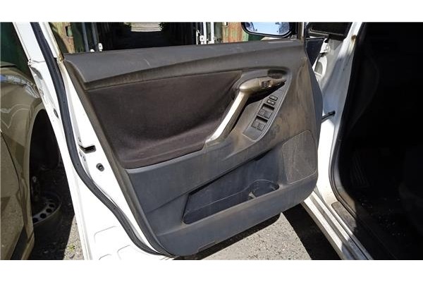 Recambio de guarnecido puerta delantero izquierda para toyota verso (aur2/zgr2) 2.0 d-4d referencia OEM IAM   