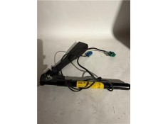 Recambio de anclaje cinturon delantero derecho para opel astra h berlina 1.7 cdti referencia OEM IAM   