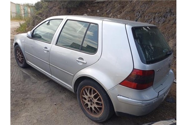 volkswagen golf iv berlina (1j1) del año 2002