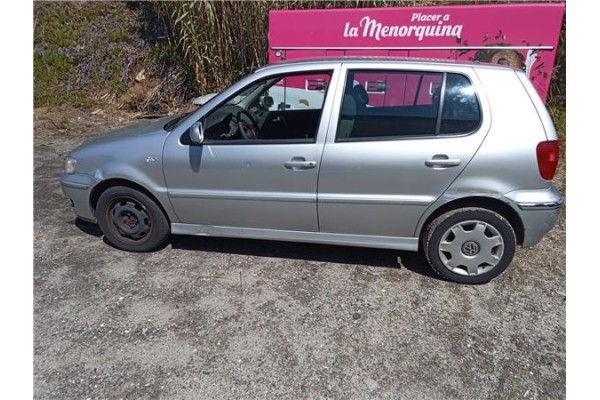 volkswagen polo iii berlina (6n2) del año 2001