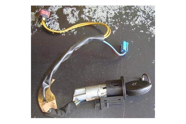 Recambio de clausor para citroen xsara berlina (1997) 2.0 hdi 109 referencia OEM IAM   
