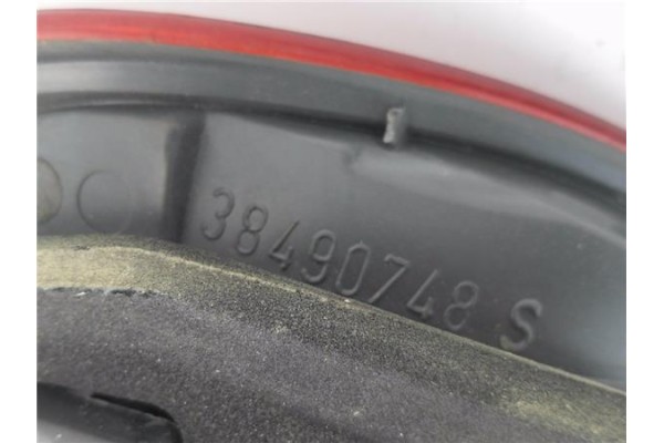 Recambio de piloto trasero izquierdo para lancia lybra station wagon 1.9 jtd referencia OEM IAM 38490748S 38490751 