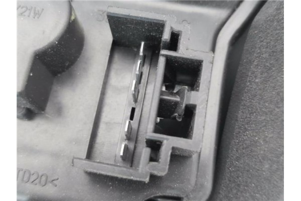 Recambio de piloto trasero izquierdo para lancia lybra station wagon 1.9 jtd referencia OEM IAM 38490748S 38490751 