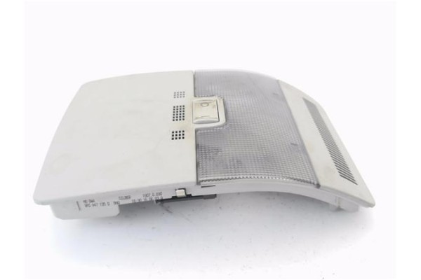 Recambio de luz delantero central techo para audi a3 (8p1) 2.0 fsi ambiente referencia OEM IAM 8P0947135D 16781020 